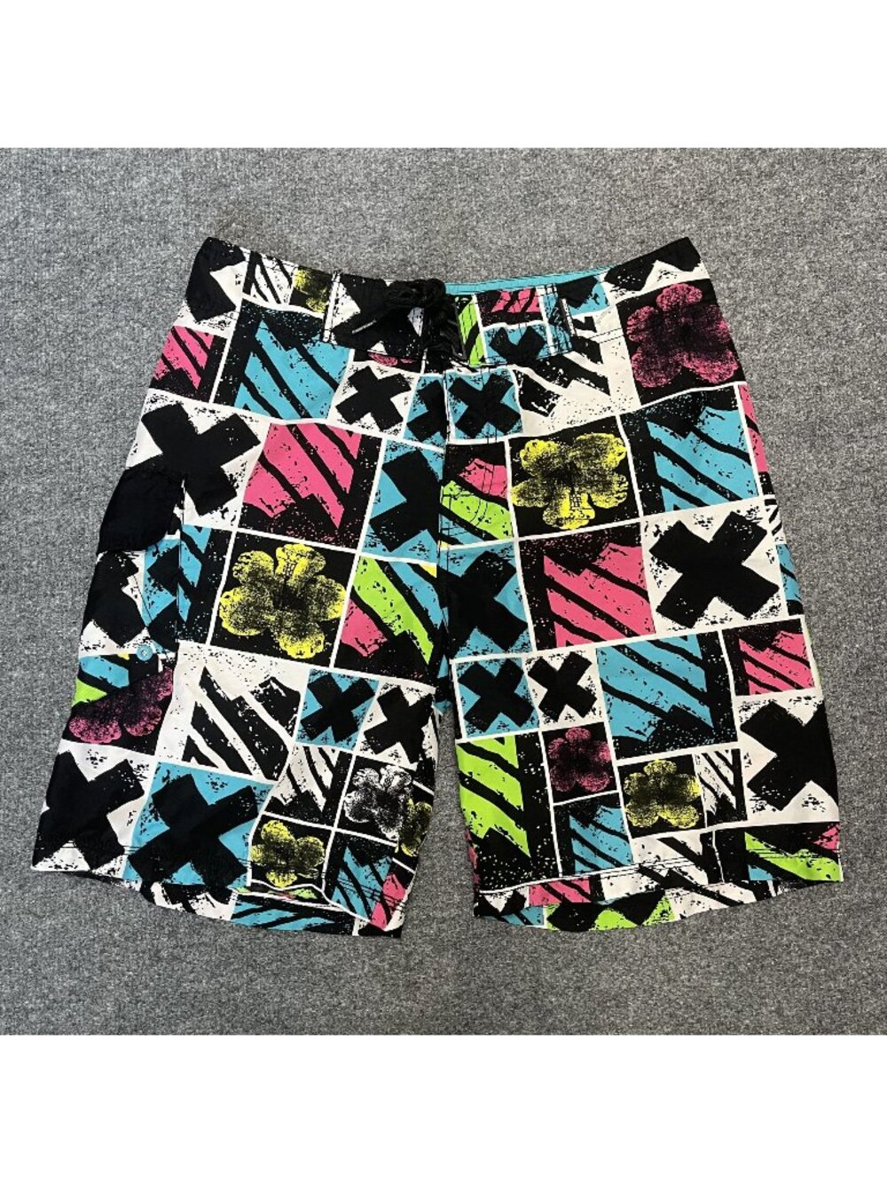 Body Glove Mens Multicolor Graphic Swim Shorts Size 34 Cargo Pocket